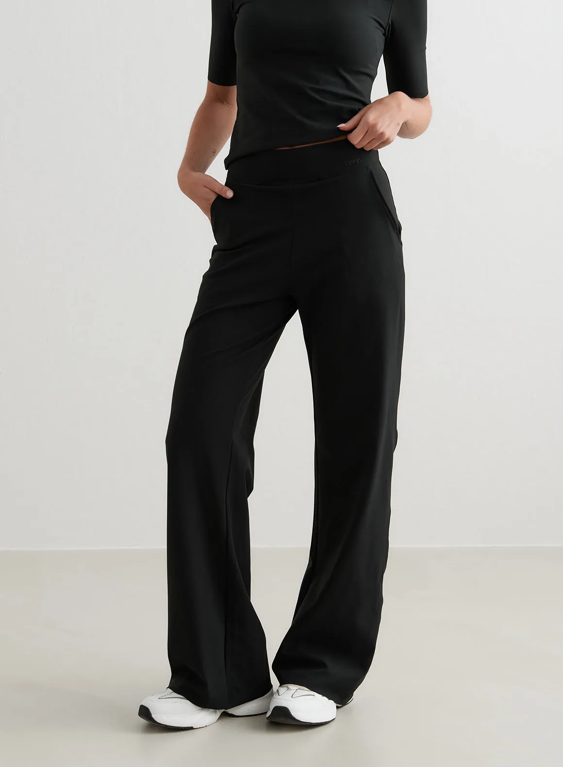 Black Sense Wide Pants