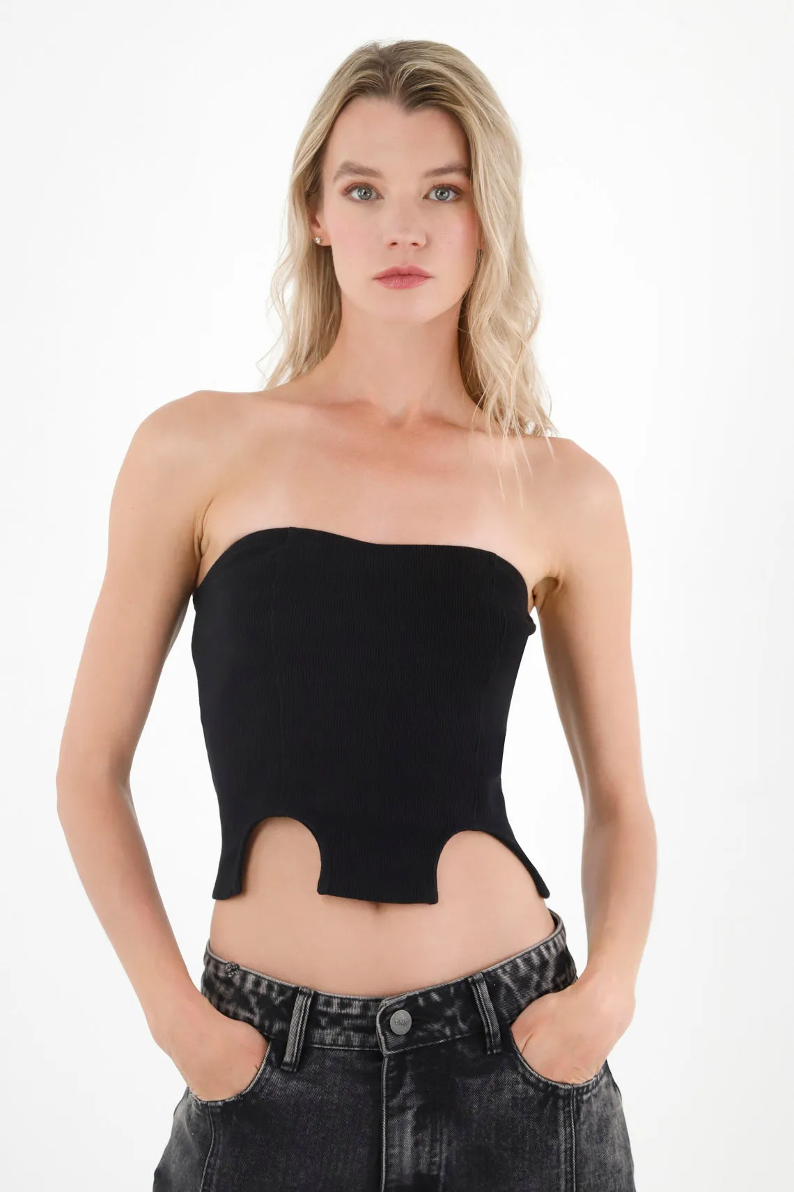 Camiseta strapless negra para mujer