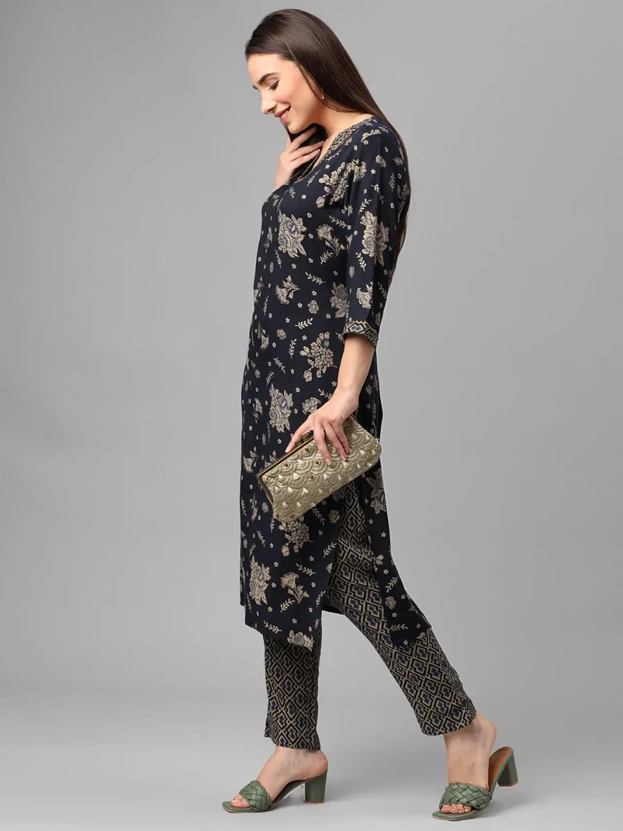 Navy Blue Floral Printed Kurta With Trouser