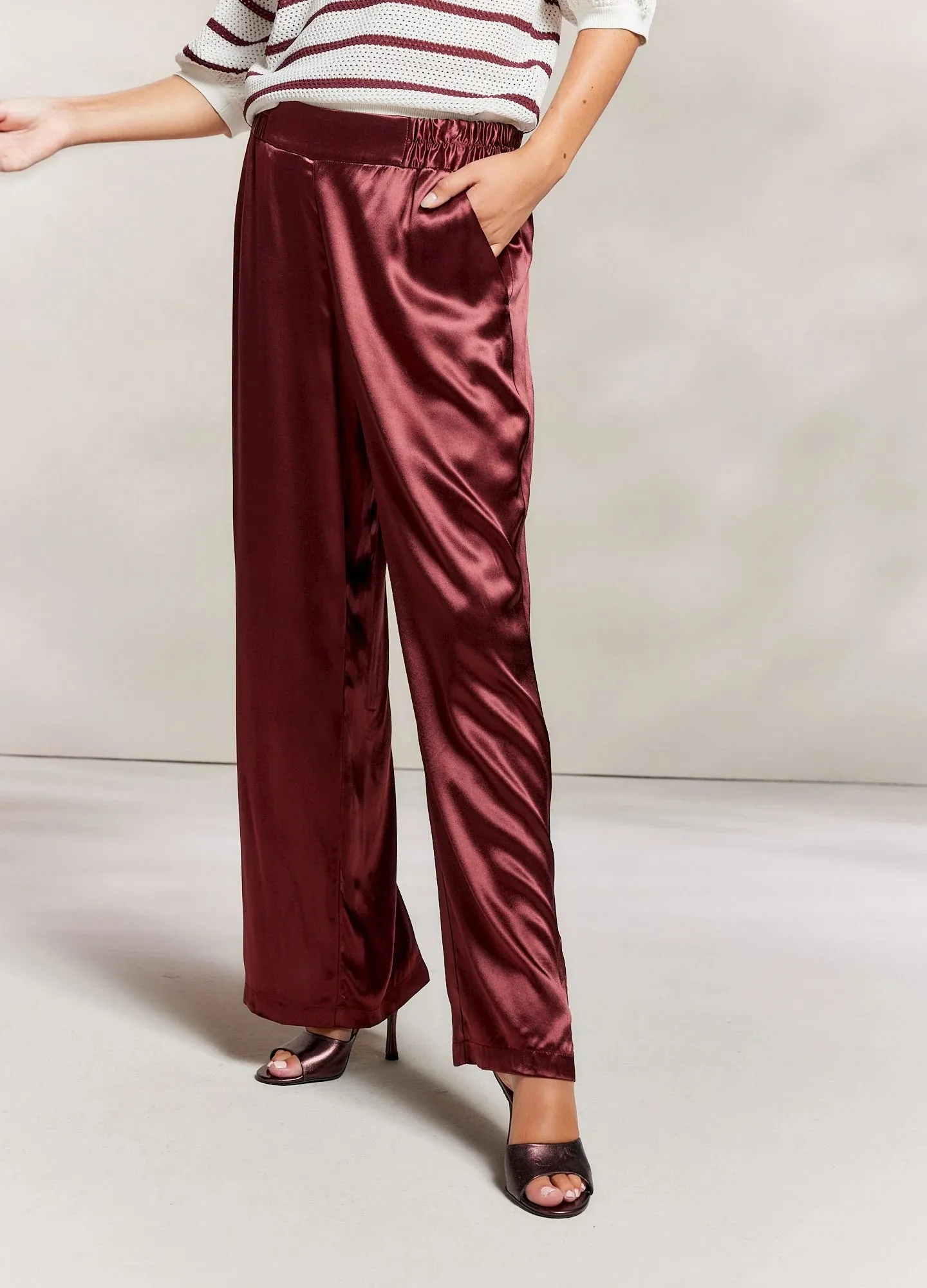 Summum Woman Straight Leg Satin Trouser - Red Grape